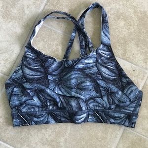 Lululemon Energy Bra Size 6